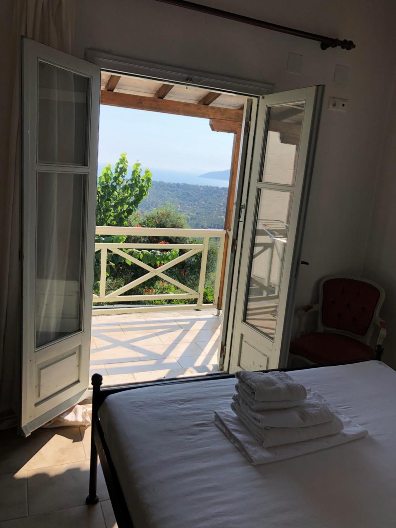 Hikers Villa Trail 5 & 6 Moni Evaggelistrias Exterior photo