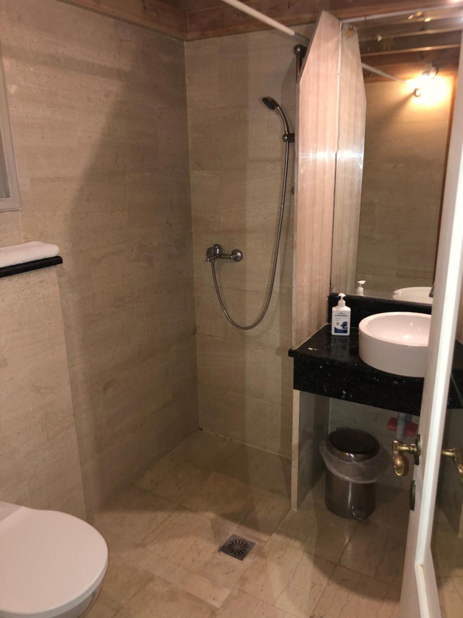 Hikers Villa Trail 5 & 6 Moni Evaggelistrias Room photo